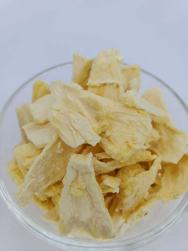 FREEZE-DRIED PINEAPPLE